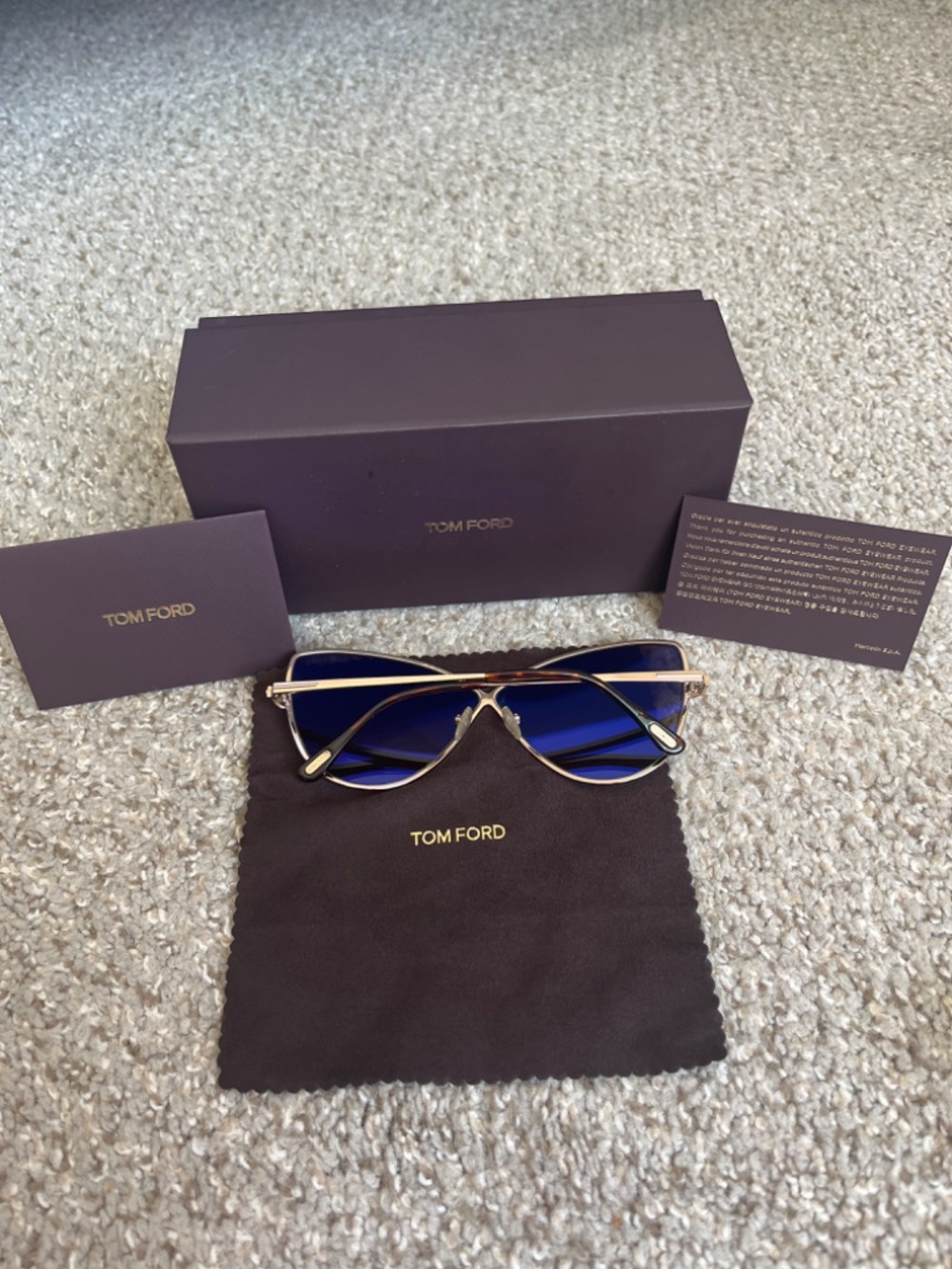 Tom Ford Sunglasses - Picture 5 of 11